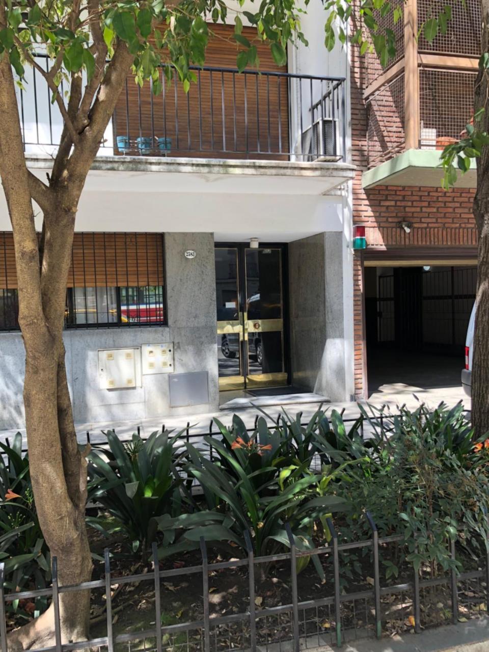 Small & Comfortable Apartment In Palermo بوينس آيرس المظهر الخارجي الصورة